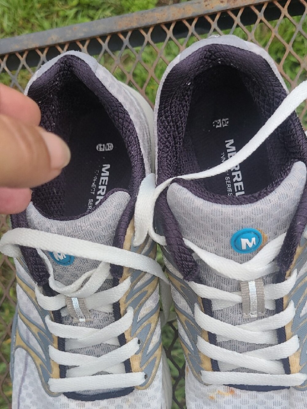 Merrell Lightweight Running Shoe - Picture 9 of 14